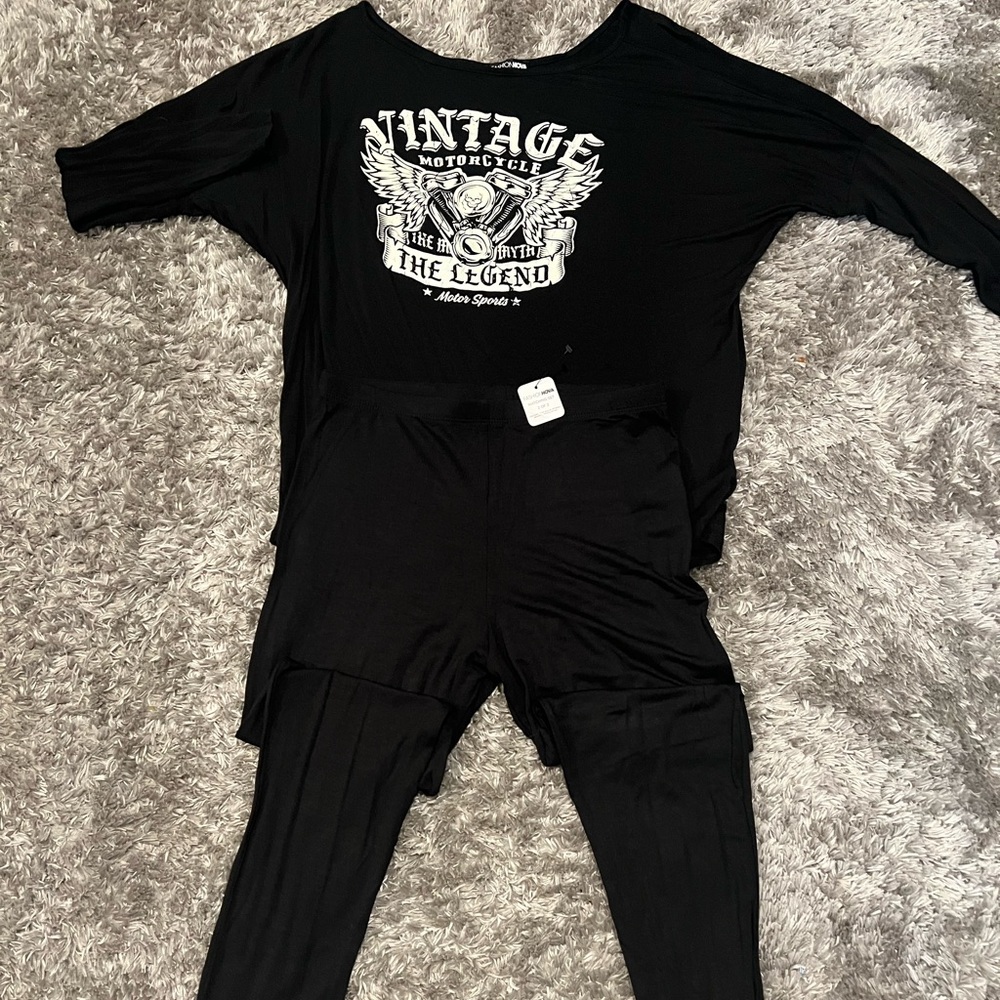2 piece black long sleeve legging set